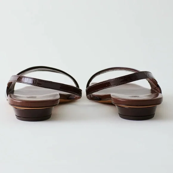 Tibi Avi Crinkle Patent Asymmetric Flat size 37.5 / 7.5 - Picture 2 of 12